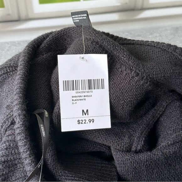 NWT F21 One Shoulder Ruffle Black Knit Sweater Crop Top Sz M - Picture 5 of 6